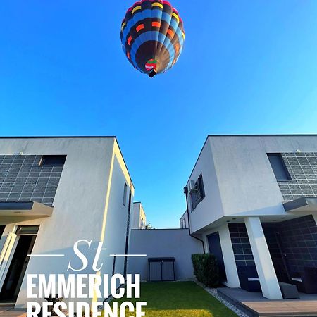 St Emmerich Residence Gyor Exterior photo